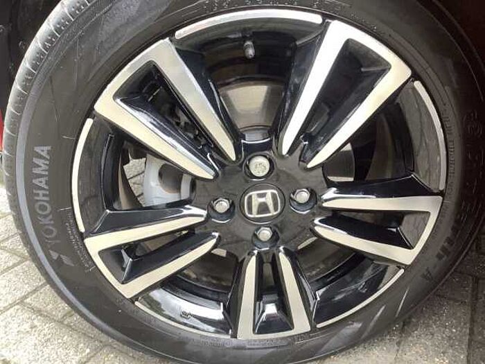 Honda Jazz Hybrid 1.5 i-MMD Hybrid Advance Sport eCVT 